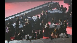 방탄소년단 BTS블랙핑크BLACKPINK뷔V 세계미남1위 언급  블랙핑크 본상수상 축하 Cam [upl. by Dnomaid135]