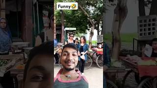 🥰Khubsurat ladki ke liye tamatar free🤣 comedy prank viralvideo sort [upl. by Tabib]