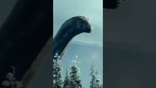 Apatosaurus na Neve  Jurassic World Dominion Marketing [upl. by Gilbart]