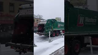 Wasteco recycling truck battling a winter blizzard [upl. by Ettore662]