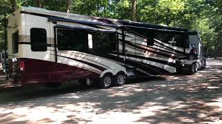 Parking a Riverstone Fifth Wheel with a Kenworth tractor [upl. by Larina]