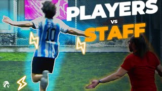 FÚTBOL ESTRAL  PLAYERS VS STAFF  LLA SomosEstral [upl. by Johannah]