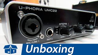 Unboxing  Interfaz de Audio UMC22 de Behringer [upl. by Kilah]