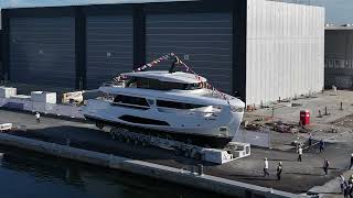 Luxury Yachts  Ferretti Yachts INFYNITO 90 MY LOVE launch  Ferretti Group [upl. by Clarkson]