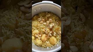 Ma er abdarae ajkae aloo paneer Biryani banalam minivlog cooking bangla viral bongmeepoo yt [upl. by Barraza]