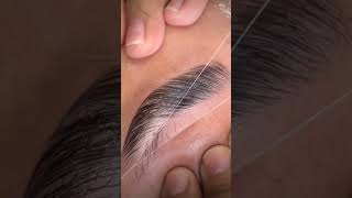 eyebrows eyebrowtutorial right subscribe beautyartist shorts [upl. by Alihs]