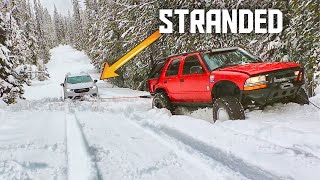 Snowstorm traps Chinese tourist in the Oregon mountains [upl. by Kreit23]