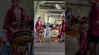 Caught the Gintoren dancers practicing behind the taiko drums Tokyo 20240714 【銀兎連】第13回 白金阿波踊り [upl. by Llevram]