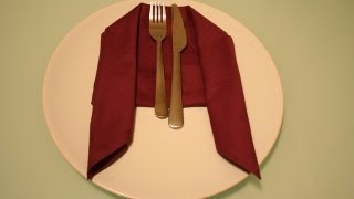 Servietten falten Dinner Jacket napkin folding dinner jacket [upl. by Delmar]