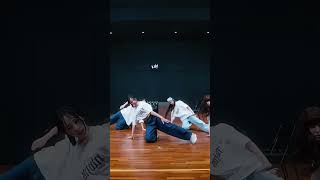 【K Choreography】 NewJeans Right Now Dance Practice Mirrored [upl. by Yordan]