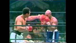 Muhammad Ali vs Earnie Shavers [upl. by Sandell]