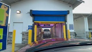 Busy Washworld Razor EDGE at Brown bear Car Wash Enumclaw WA [upl. by Convery]