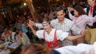 Tchéquie Danses et Musiques traditionnelles de Bôheme [upl. by Ymmot]