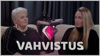 Psykoterapia ja sen vaikutukset elämään  TiinaMaria Sandelius [upl. by Alfy]