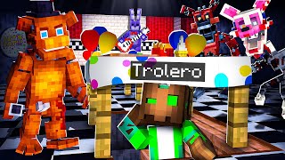 Construí una HABITACIÓN SECRETA Para Esconderme de FNAF [upl. by Aynodal]