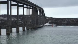 Hurtigbåten fra Tromsø passerer Finnsnes på vei mot Harstad [upl. by Ahseyd]