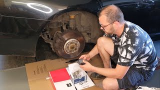 BMW 530d Bremse hinten wechseln  F10  F11 xDrive  elektrische Feststellbremse [upl. by Alletsirhc]