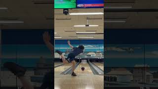 Two handed bowling is easy [upl. by Annaicul]