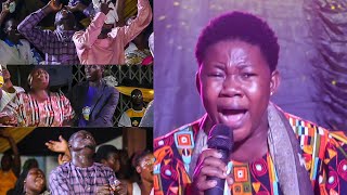 Odehyieba Priscilla leads sensational worship and praise  Mpatado Methodist Church [upl. by Rap982]