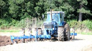 Ford 8730 ploughing at Diseworth [upl. by Atirahs]