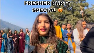 COLLEGE KI FRESHER PARTY 😍 GIRLS COMPETITION M KIYA DANCE [upl. by Anirahtak]