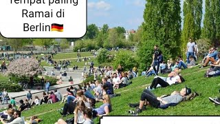 BERLINS 🇩🇪MAUERPARK ON A SUNDAY 2024 4k Karaoke Food und Flea Markets [upl. by Ahsekad]