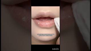 Waterproof lip hacked viralvideo public lips youtubeshorts youtube shortsvideo views [upl. by Herbst]