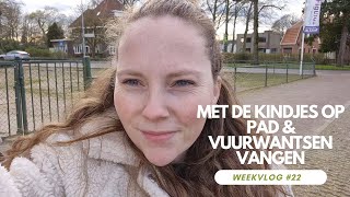 Met de kindjes op pad amp vuurwantsen vangen Weekvlog 22 [upl. by Gnahk]