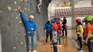 Iniciación á escalada no rocódromo do Barco [upl. by Odlavso166]