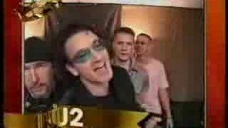 U2 wins a award for top rock act 2001  Funny [upl. by Tselec916]