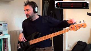 Nick Bass  Accorder sa basse avec un accordeur electronique [upl. by Leval]