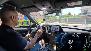 Lexus UX300h UX 2024  Consumo ciudad  Test drive  POV [upl. by Llahsram27]