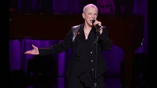 Annie Lennox calls for ceasefire on first anniversary of the IsraelPalestine conflict quotWe human [upl. by Eniaral]