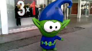 Duende movistar bailando [upl. by Curhan]