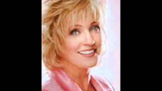 Connie Smith  Born A Woman [upl. by Brabazon]