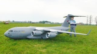 GIANT SCALE C17 GLOBEMASTER  COLIN STRAUSS AT ROUGHAM RC PLANES  2004 [upl. by Mitchell264]