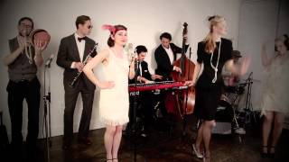 Gentleman Vintage 1920s Gatsby  Style Psy Cover feat Robyn Adele Anderson [upl. by Lawley]