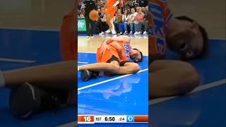 OUCH Chet Holmgren screams in pain falling down hard after trying to block Andrew Wiggins [upl. by Namsu987]