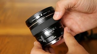 Canon EF 20mm f28 USM lens review with samples Fullframe and APSC [upl. by Eekorehc]