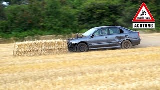 Auto vs Strohballen  Auspuff selbst gebaut  Dumm Tüch [upl. by Assert867]