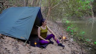 Solo Bushcraft Camping In Rainforest  Solo Overnight In Jungle  Survival Alone in Forest [upl. by Knepper]