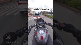 TRAFİKTE KAVGA motorkawasaki [upl. by Cahn]