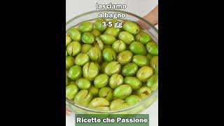 Ricette che Passione ti spiega come preparare le olive schiacciate calabresi in salamoia [upl. by Sidnal470]