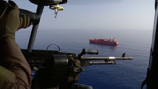 Boardingoefening vanaf Zr Ms Karel Doorman [upl. by Gaivn]