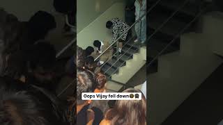 Reaction For Vijay Deverakonda thala keela விழுந்திட்டார் vijaydevarakonda shorts [upl. by Barret916]