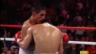 Marco Antonio Barrera vs Prince Naseem Hamed [upl. by Hirst411]