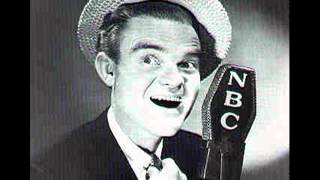 Spike Jones amp His City Slickers  Hawaiian War Chant 1946 [upl. by Drawe]