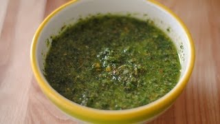 CHIMICHURRI  Cómo Hacer Salsa Chimichurri  SyS [upl. by Ilarrold]