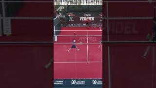 LAS PEGA TODAS 😱😱 Padel Highlights bestofpadel [upl. by Neelear]