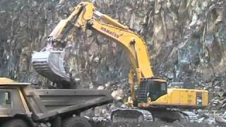 Komatsu PC750SE  Komatsu HD605 [upl. by Earased]